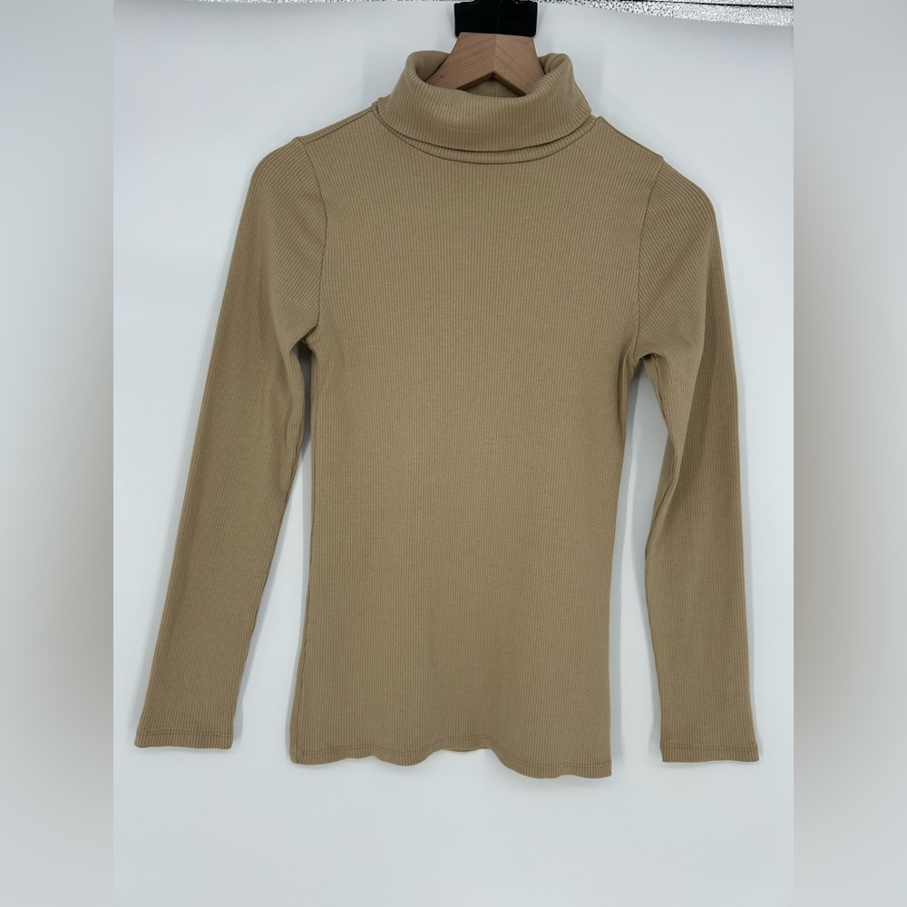 Abercrombie & Fitch Beige Ribbed Long Sleeve Turtleneck Sweater In Women's Small